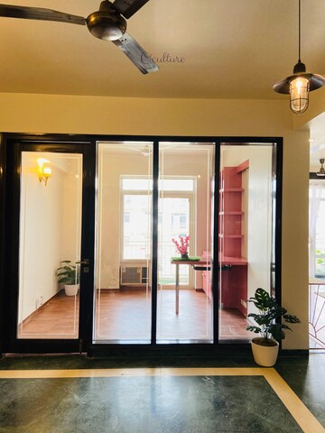 Room in 3 BHK Apartment at Tata Primanti-Tower Residences, Sector 72 – for Rent