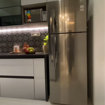 Kitchen in 2 BHK Apartment at Lodha Amara, Sandoz Baug – for Sale