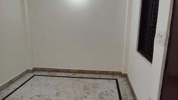 Room in 2 BHK Builder Floor at Mahavir Enclave 1 – for Rent