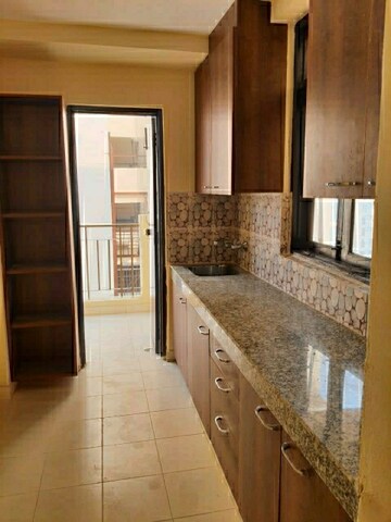 Room in 2 BHK Apartment at Apex Our Homes, Sector 37c – for Rent