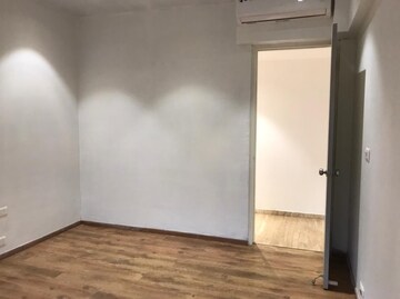 Room in 1 BHK Apartment at K Raheja Heights, Malad East – for Sale