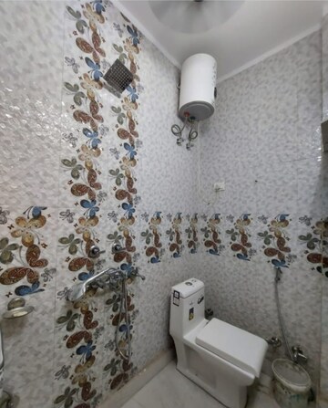 Bathroom in 2 BHK Builder Floor at Rohini Sector 8 – for Rent
