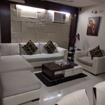 Living Room in 4 BHK Apartment at Juhu – for Sale