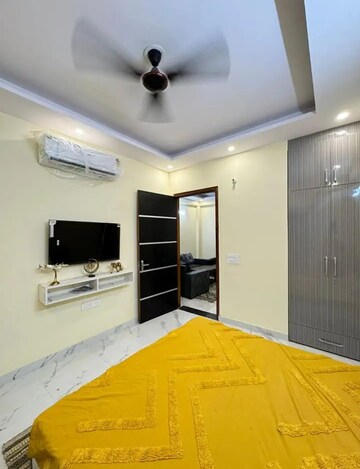 Bedroom in 1 RK Builder Floor at Saket – for Rent