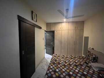 Bedroom in 1 BHK Apartment at Khar West – for Rent