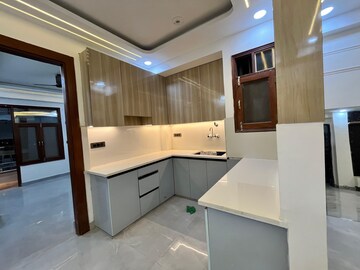 Kitchen in 3 BHK Builder Floor at Sector 104 – for Sale
