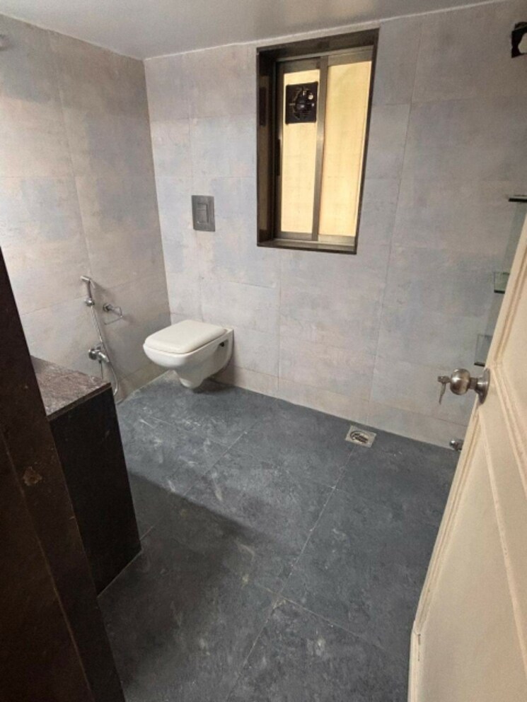 Bathroom, maroba-mansion 2 Bedroom 1100 Sq.Ft. Apartment In Khar West Mumbai 7900803