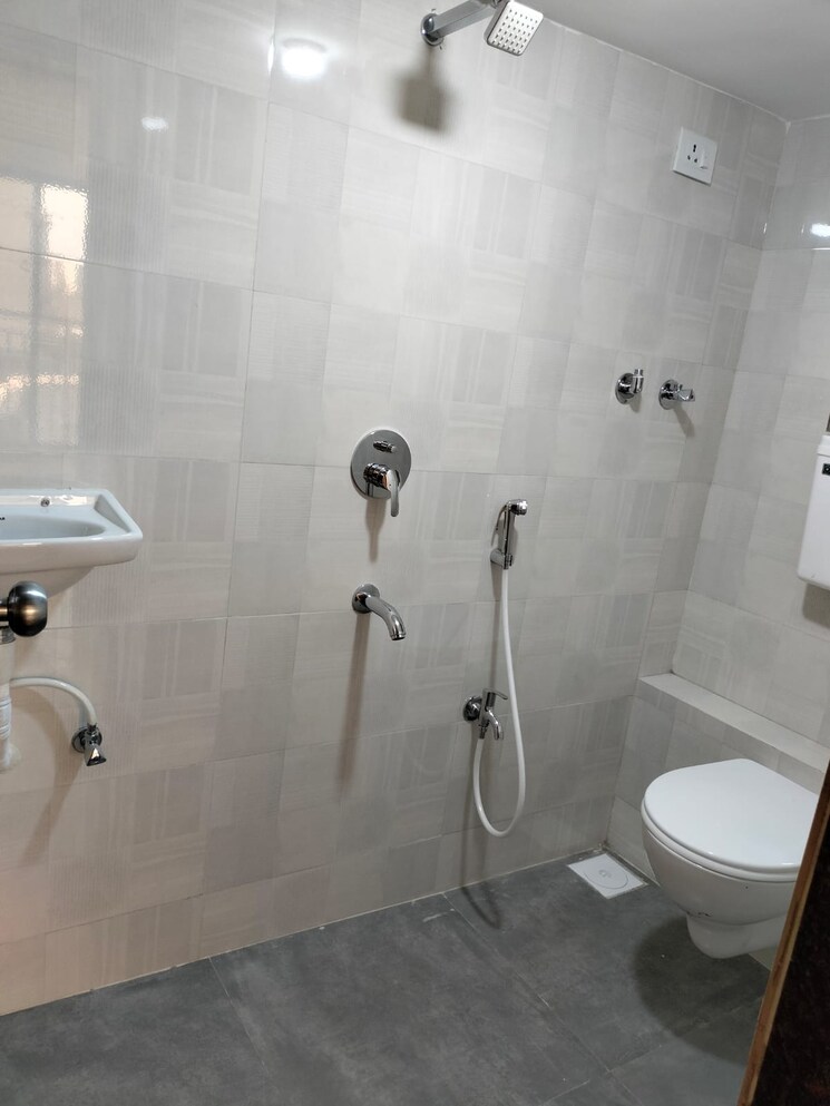 Bathroom, hp-vidya-enclave 1 Bedroom 680 Sq.Ft. Apartment In Virar East Palghar 7900808