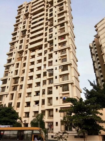Master Bedroom in 2 BHK Apartment at Ashar Residency, Pokhran Road No 2 – for Rent