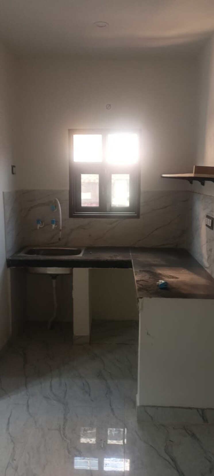 Kitchen, mahavir enclave 2 Bedroom 71 Sq.Yd. Builder Floor In Mahavir Enclave Delhi 7900871