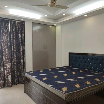 Bedroom in 4 BHK Builder Floor at DLF Pink Town House, Dlf City Phase 3 – for Rent