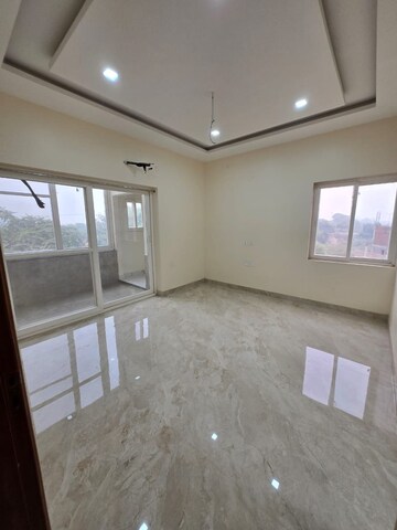 Kitchen in 4 BHK Builder Floor at BP Homes, Sector 85 – for Sale