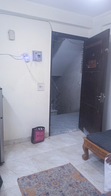Furnished Amenities in 1 BHK Builder Floor at Chattarpur – for Rent