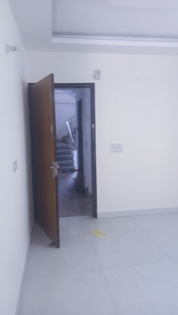 2 BHK Builder Floor For Rent in Chattarpur