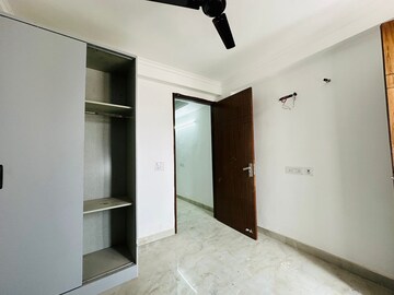 Master Bedroom in 2 BHK Builder Floor at Paryavaran Complex – for Rent