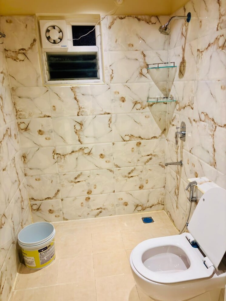 Bathroom, sjr-blue-waters 3 Bedroom 1575 Sq.Ft. Apartment In Off Sarjapur Road Bangalore 7901160