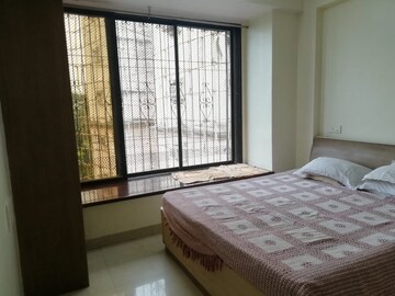 Bedroom in 2 BHK Apartment at Dosti Acres Aster, Wadala East – for Rent