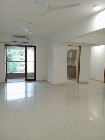 2 BHK Apartment For Resale in Acharat Baug Santacruz West Mumbai  7901216