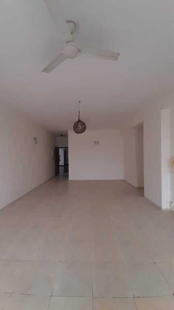 Room in 3 BHK Builder Floor at Vatika City, Sector 49 – for Rent