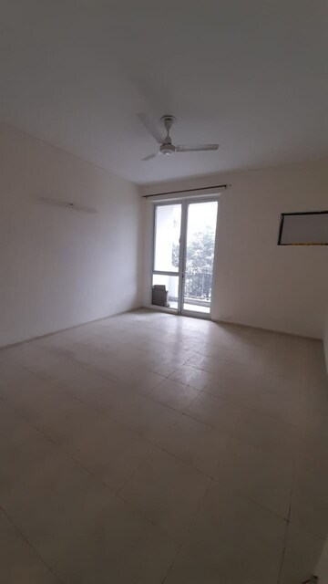 Room in 3 BHK Builder Floor at Vatika City, Sector 49 – for Rent