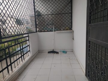 Balcony in 3 BHK Builder Floor at SS The Palladians, Sector 47 – for Rent