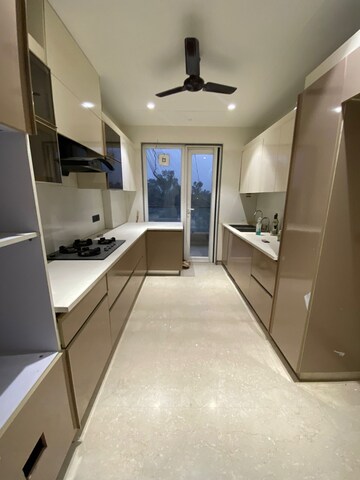 Building Lobby in 3 BHK Builder Floor at Paschim Vihar – for Rent