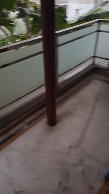 Room in 1 BHK Apartment at Paschim Vihar – for Rent