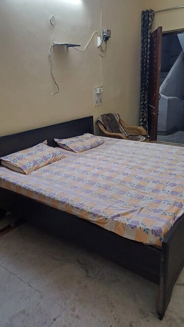 1 BHK Apartment For Rent in Paschim Vihar