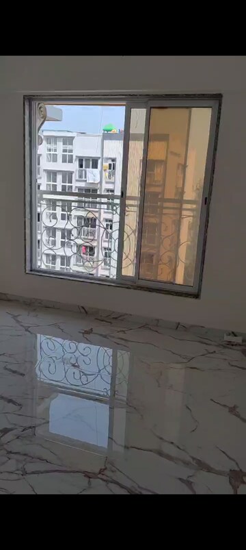 Room in 1 BHK Apartment at Kurla East – for Rent