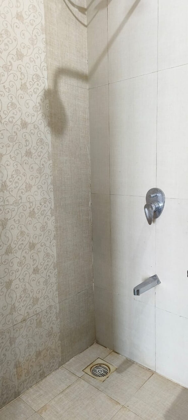 Bathroom, mayfair-hillcrest 2 Bedroom 700 Sq.Ft. Apartment In Powai Mumbai 7901345