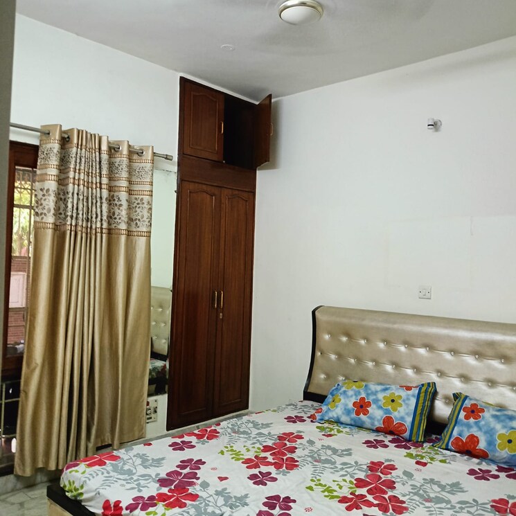Bedroom, vasant kunj 3 Bedroom 1500 Sq.Ft. Apartment In Vasant Kunj Delhi 7901417
