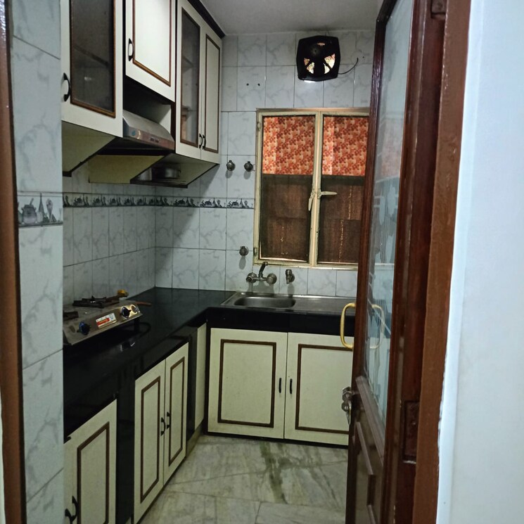 Kitchen, vasant kunj 3 Bedroom 1500 Sq.Ft. Apartment In Vasant Kunj Delhi 7901417
