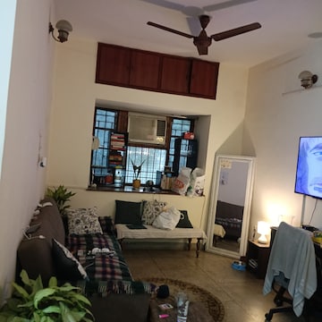 Master Bedroom in 3 BHK Apartment at Vasant Kunj – for Rent