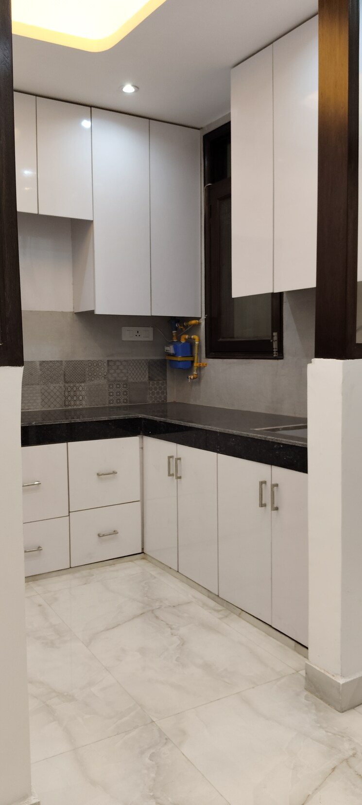 Kitchen, chattarpur 3 Bedroom 1350 Sq.Ft. Builder Floor In Chattarpur Delhi 7901443