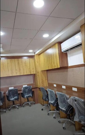   Office Space at Shipra Path – for Rent