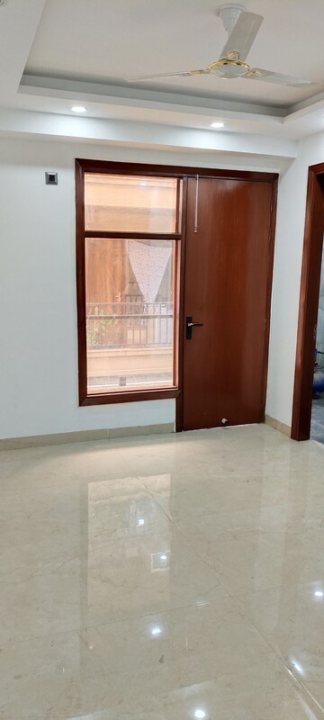 Room in 2 BHK Builder Floor at Chattarpur – for Sale