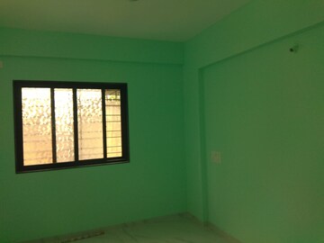 Room in 3 BHK Builder Floor at Kamgar Putala Vasahat – for Rent