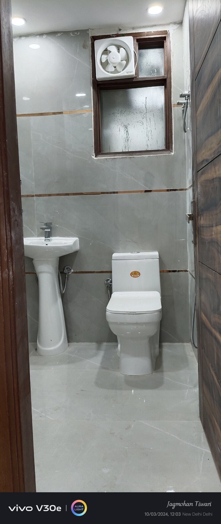 Bathroom, chattarpur 2 Bedroom 800 Sq.Ft. Builder Floor In Chattarpur Delhi 7901466