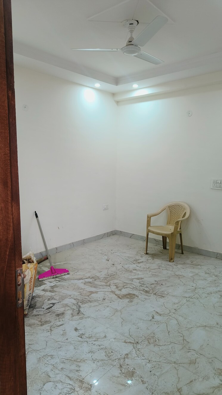 Bathroom, hargobind-enclave-chattarpur 3 Bedroom 1400 Sq.Ft. Builder Floor In Chattarpur Delhi 7901486
