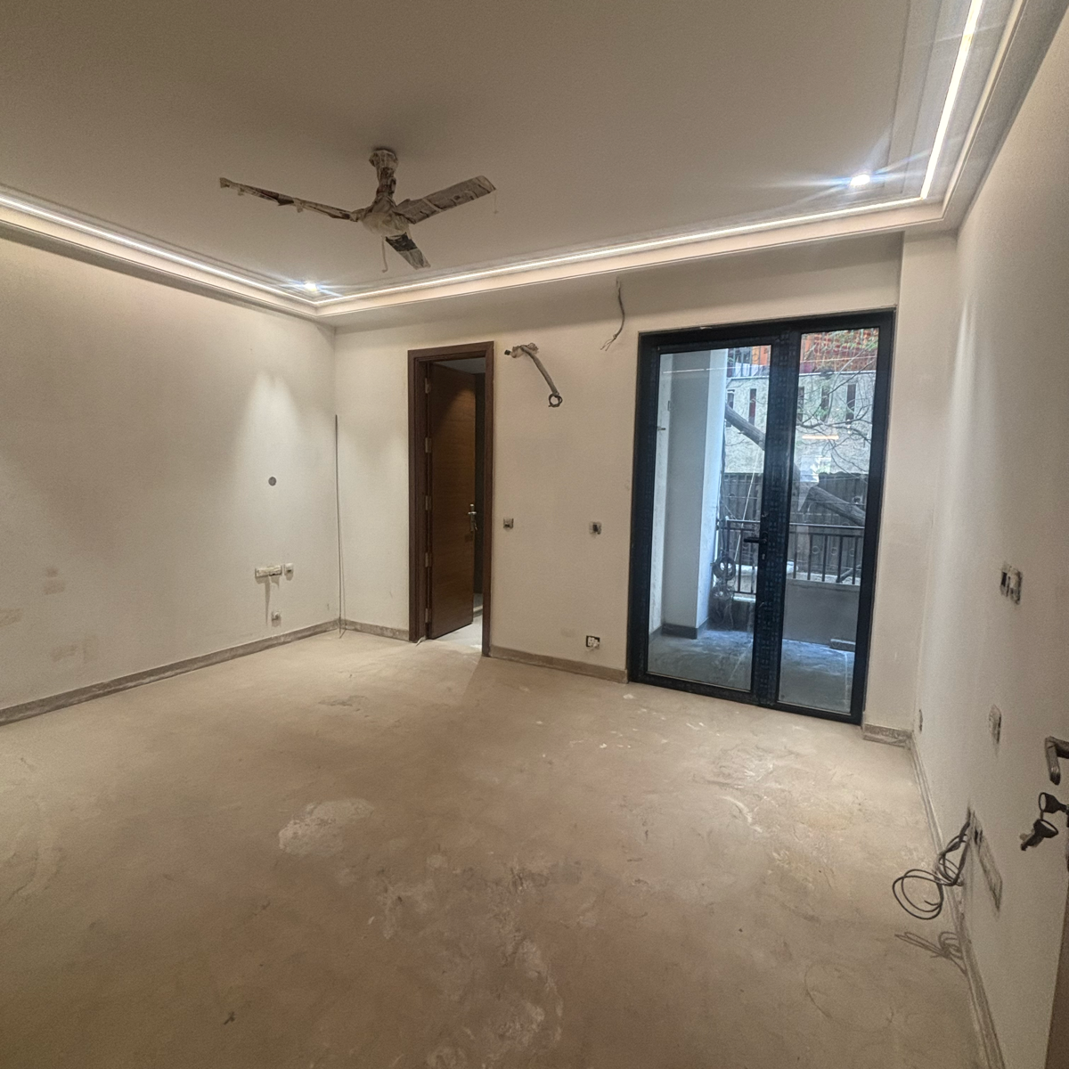 3 BHK + Servant Room Builder Floor For Sale in South Extension II