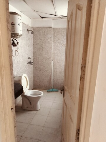 3 BHK Apartment For Rent in Mapsko Royale Ville, Sector 82