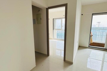 Room in 2 BHK Apartment at Ashar Axis, Majiwada – for Rent