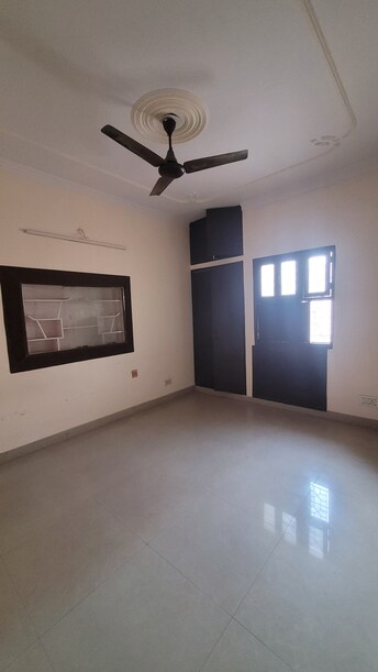 3 BHK Builder Floor For Rent in Vivek Vihar Delhi  7901590