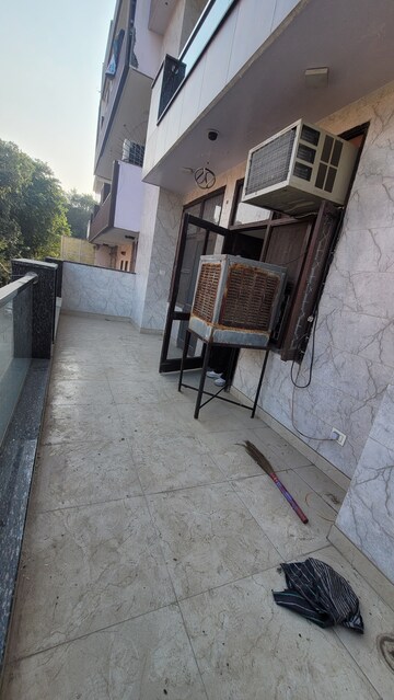 Living Room in 3 BHK Builder Floor at Vivek Vihar – for Rent