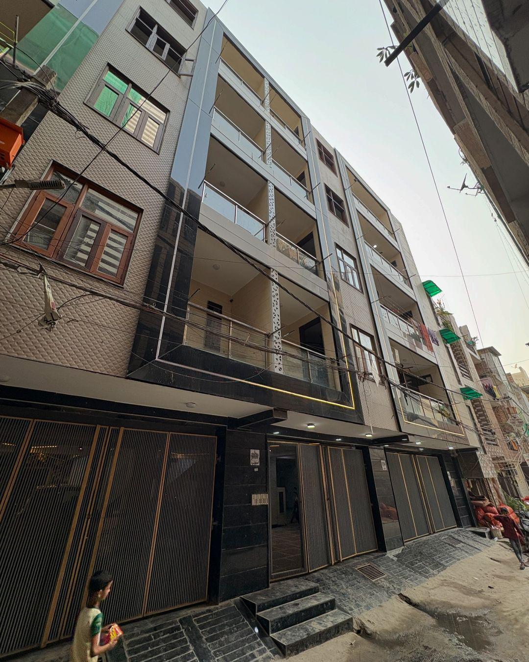 2.5 BHK + Study Room Builder Floor For Sale in Taneja Properties Shastri