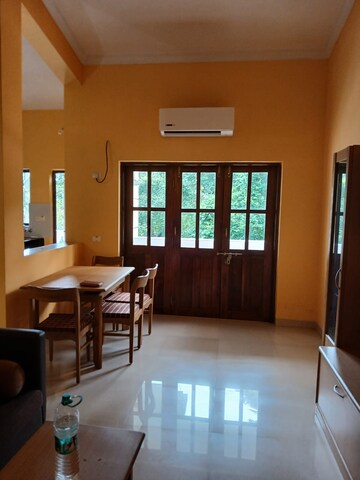 Living Room in 2 BHK Apartment at Varca – for Rent