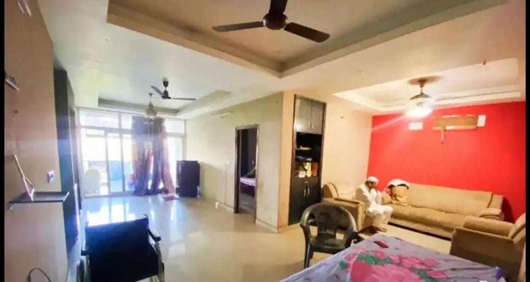 3 BHK + Servant Room Apartment For Sale in Emaar The Palm Drive-The Sky Terraces