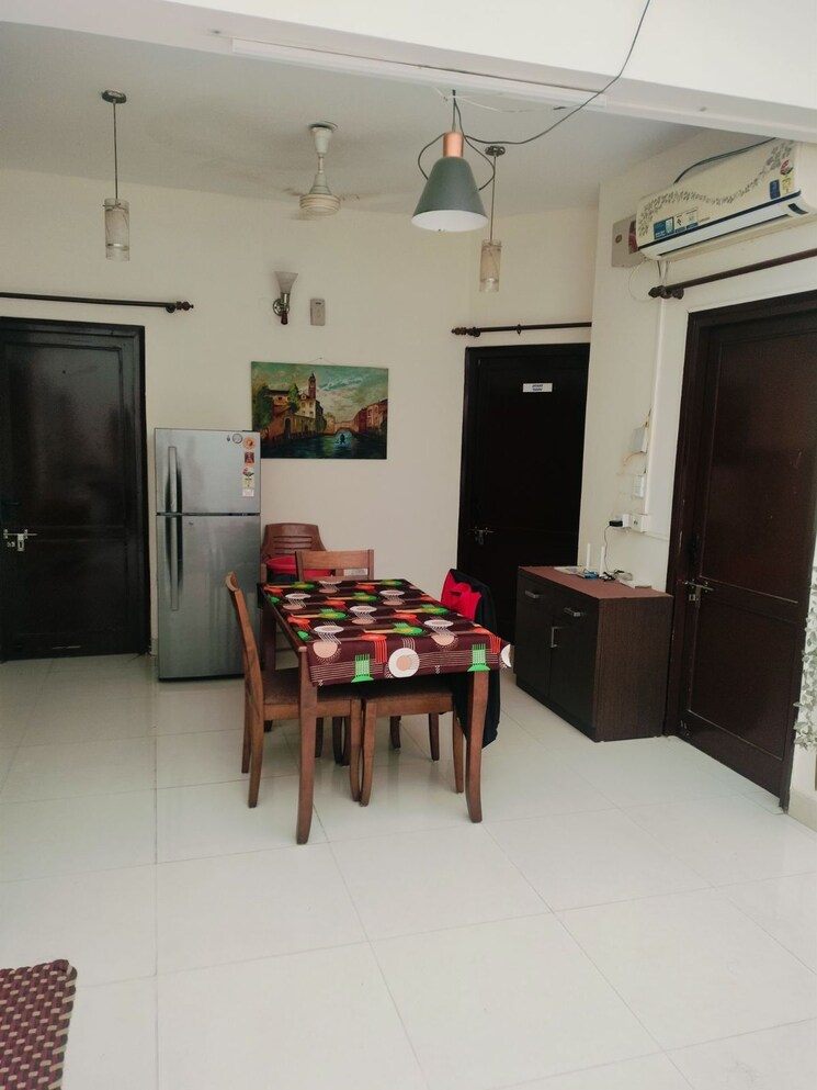 Master Bedroom, palam-vihar-residents-association 3 Bedroom 1600 Sq.Ft. Independent House In Palam Vihar Gurgaon 7901899