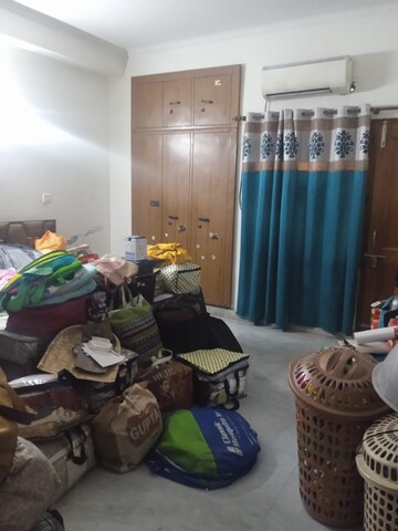 Master Bedroom in 3 BHK Builder Floor at Sector 23 – for Rent
