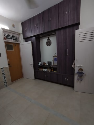 1 BHK Apartment For Rent in Sanjeevan Building Dadar West Mumbai  7902093